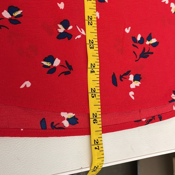 Pleione (anthropology) floral blouse - Picture 10 of 10